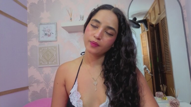 Emmaa_Thompsoon's Streamate show and profile