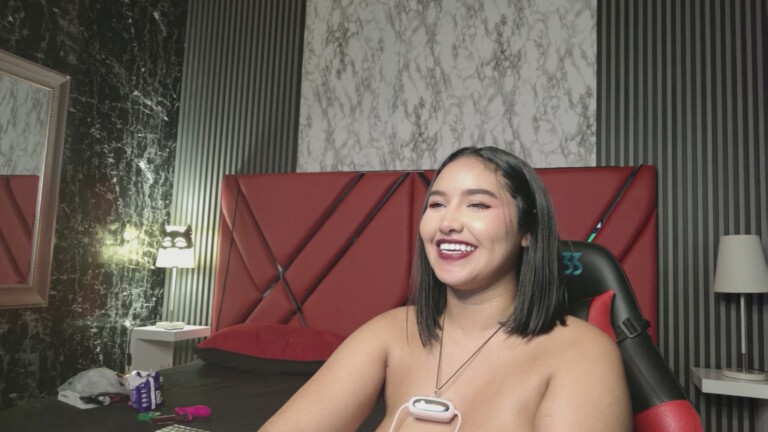 Sloppy_Whitney's Streamate show and profile