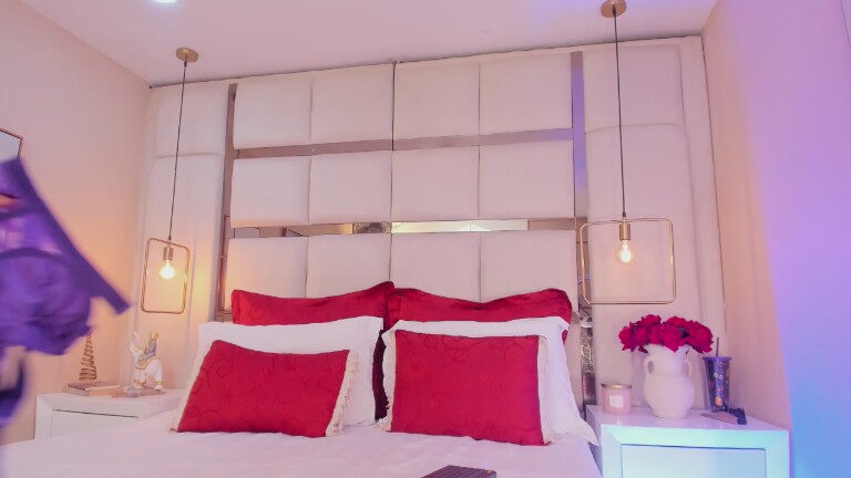 AliceRogerss's Streamate show and profile