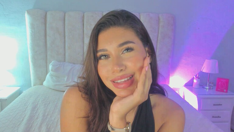 GABRIELAROSI's Streamate show and profile