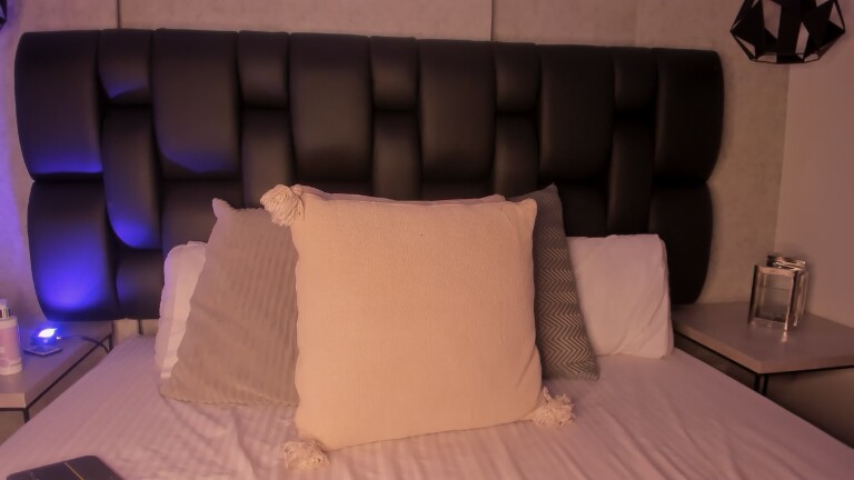 Angell_Blue's Streamate show and profile