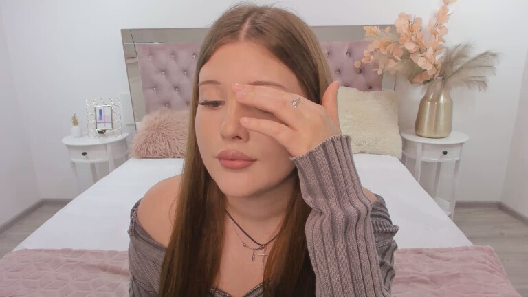 LollaDolla's Streamate show and profile