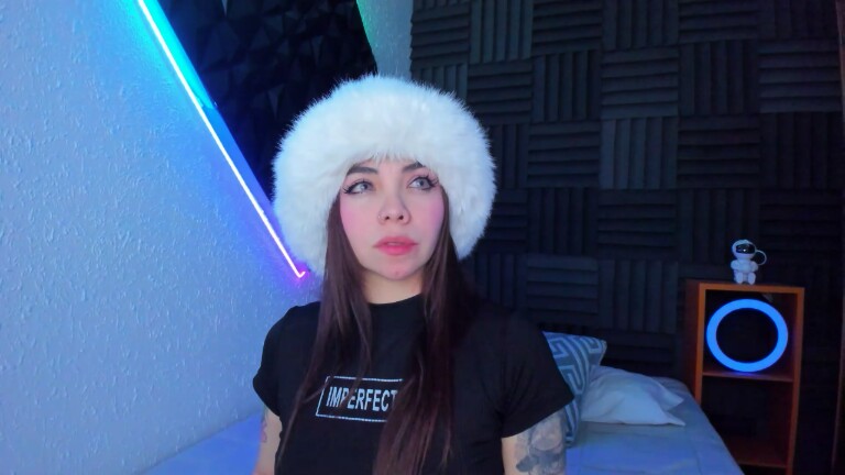 KendallSummer's Streamate show and profile