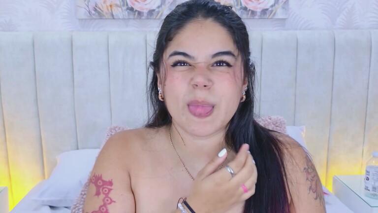 CristalDavisGB's Streamate show and profile