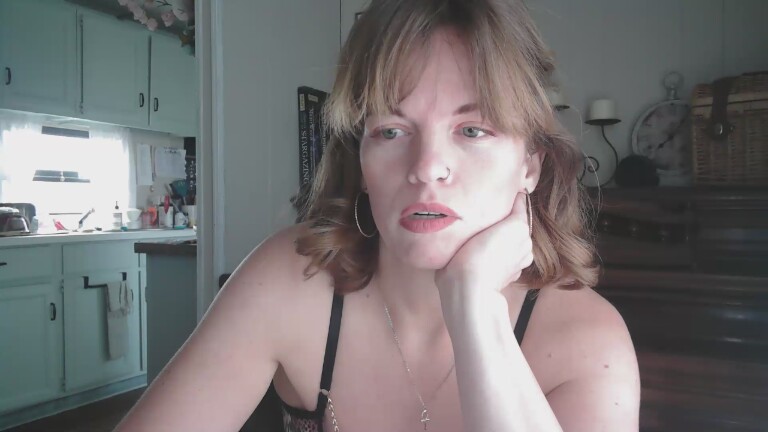 RaynaGingerlysnatch's Streamate show and profile