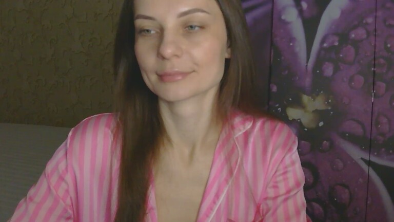 Brunettee's Streamate show and profile