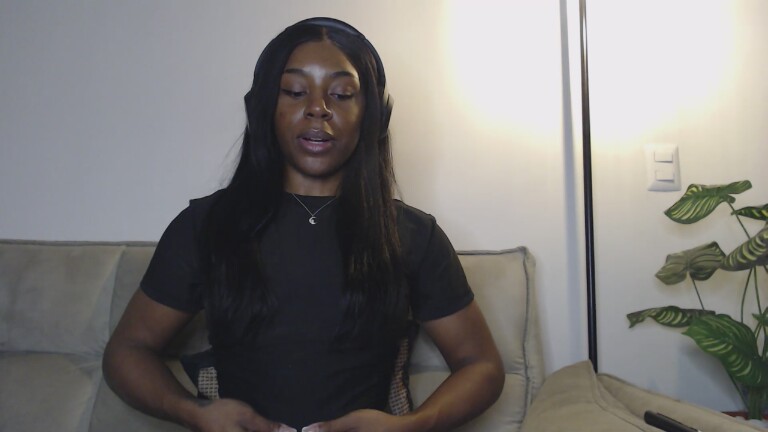 MissRavenBlack's Streamate show and profile