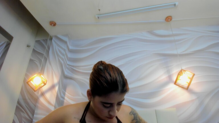 Martina_conor's Streamate show and profile