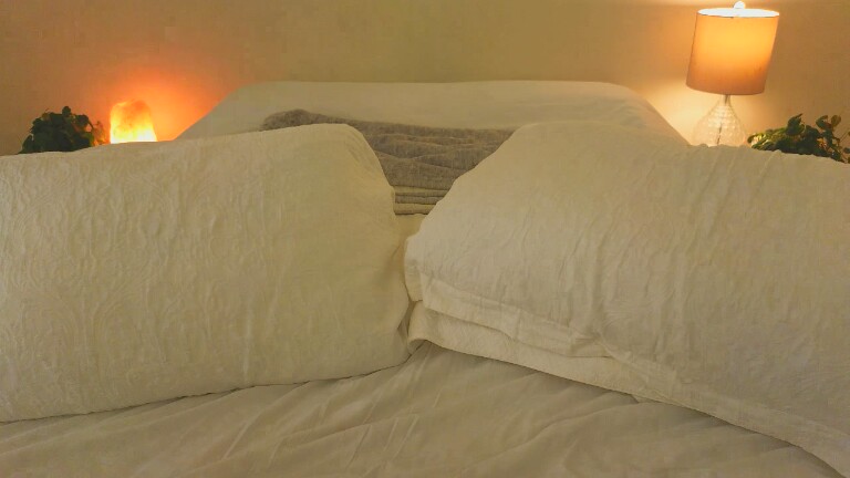 Allie's Streamate show and profile