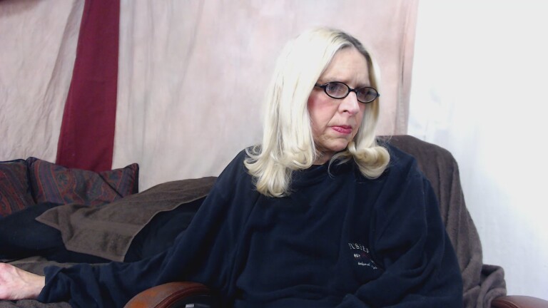 MidwestMILF's Streamate show and profile