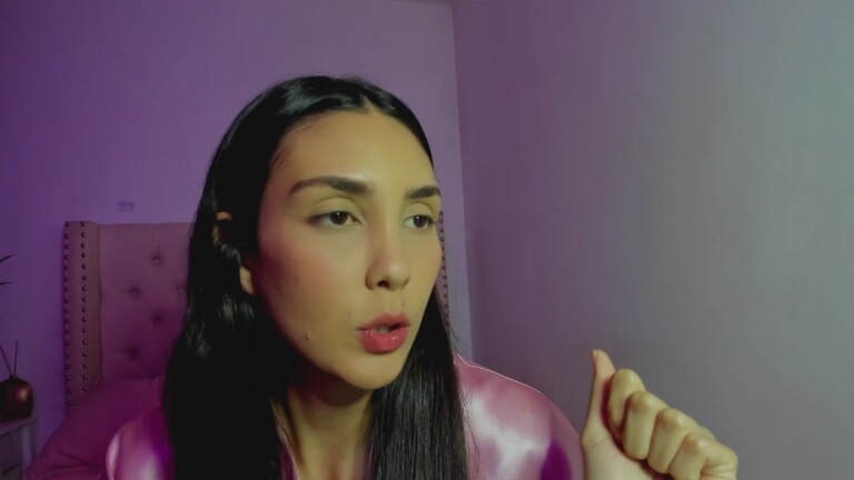 SoyLili's Streamate show and profile