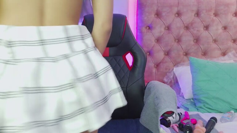 Yaya_Lm's Streamate show and profile