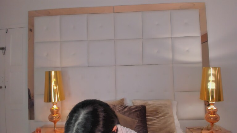 NinnaEvansx's Streamate show and profile